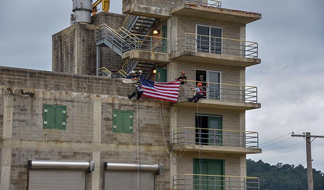 The PSTC offers basic rope rescue and high angle rescue courses.