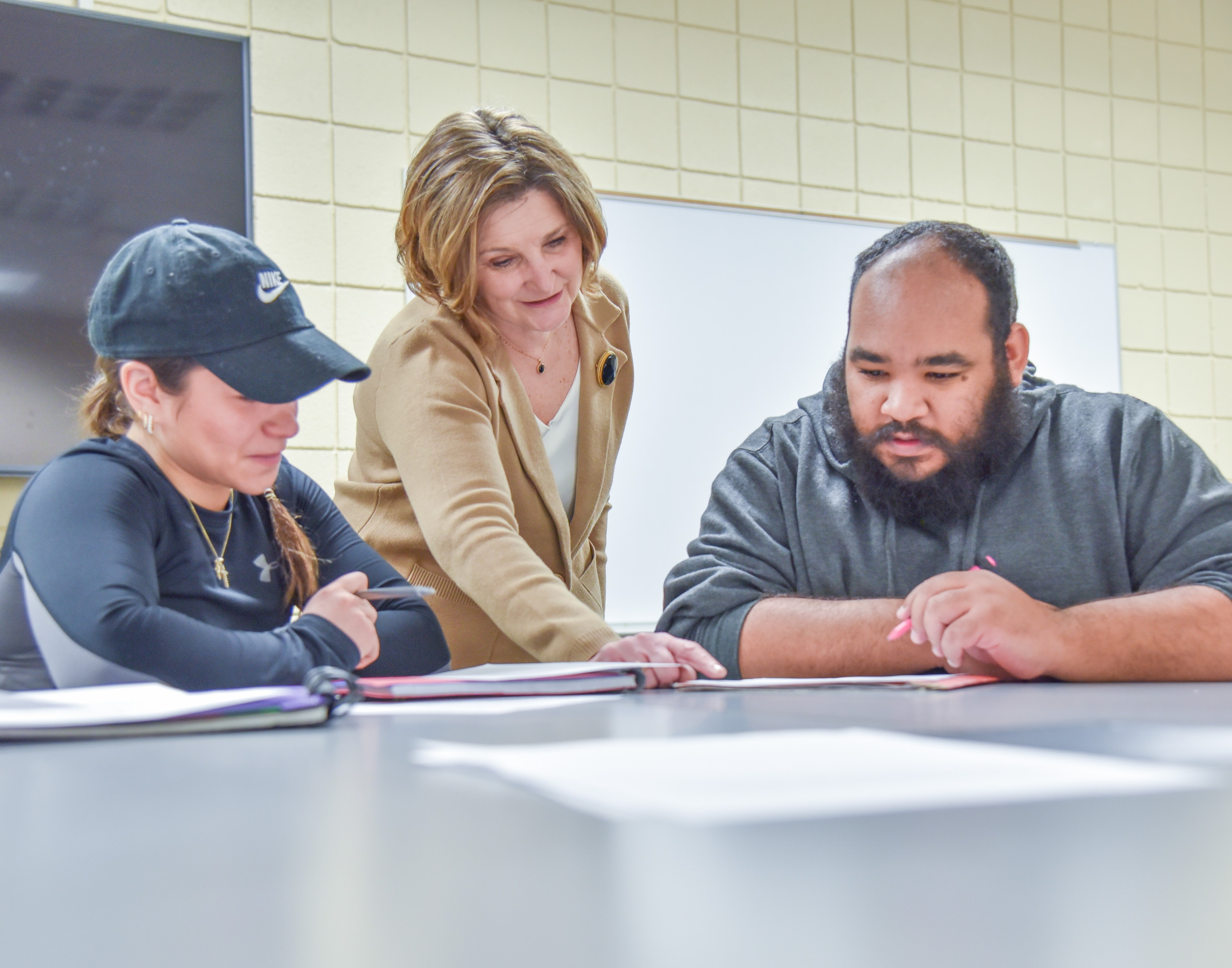 Stephanie Turin with students